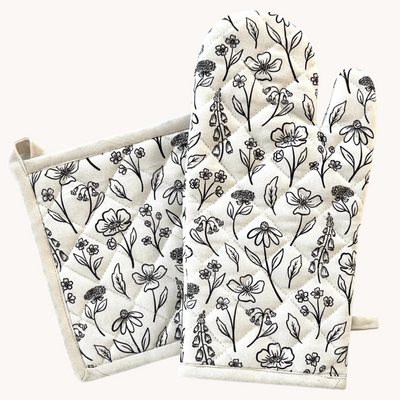 Oven Mitt + Pot Holder Set