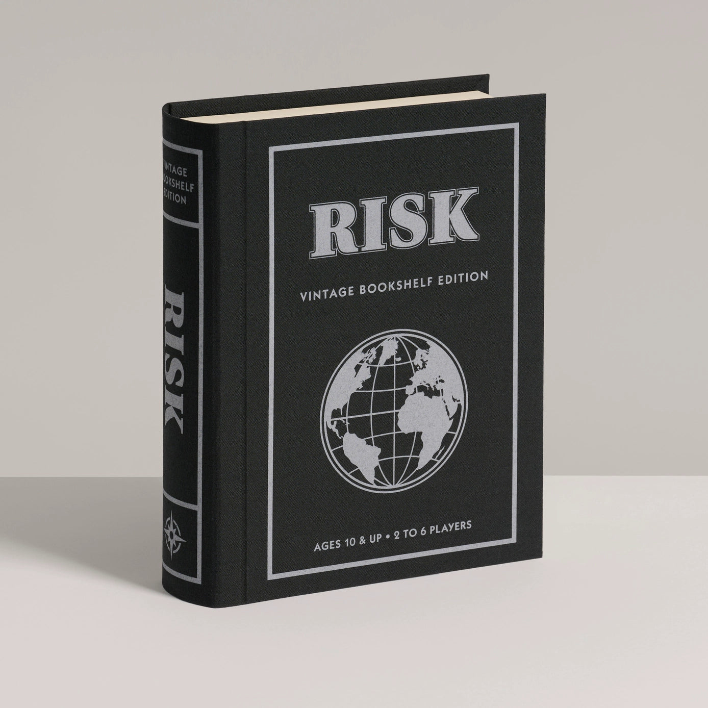 Vintage Bookshelf Game - Risk
