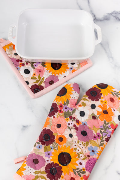 Oven Mitt + Pot Holder Set