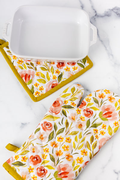 Oven Mitt + Pot Holder Set