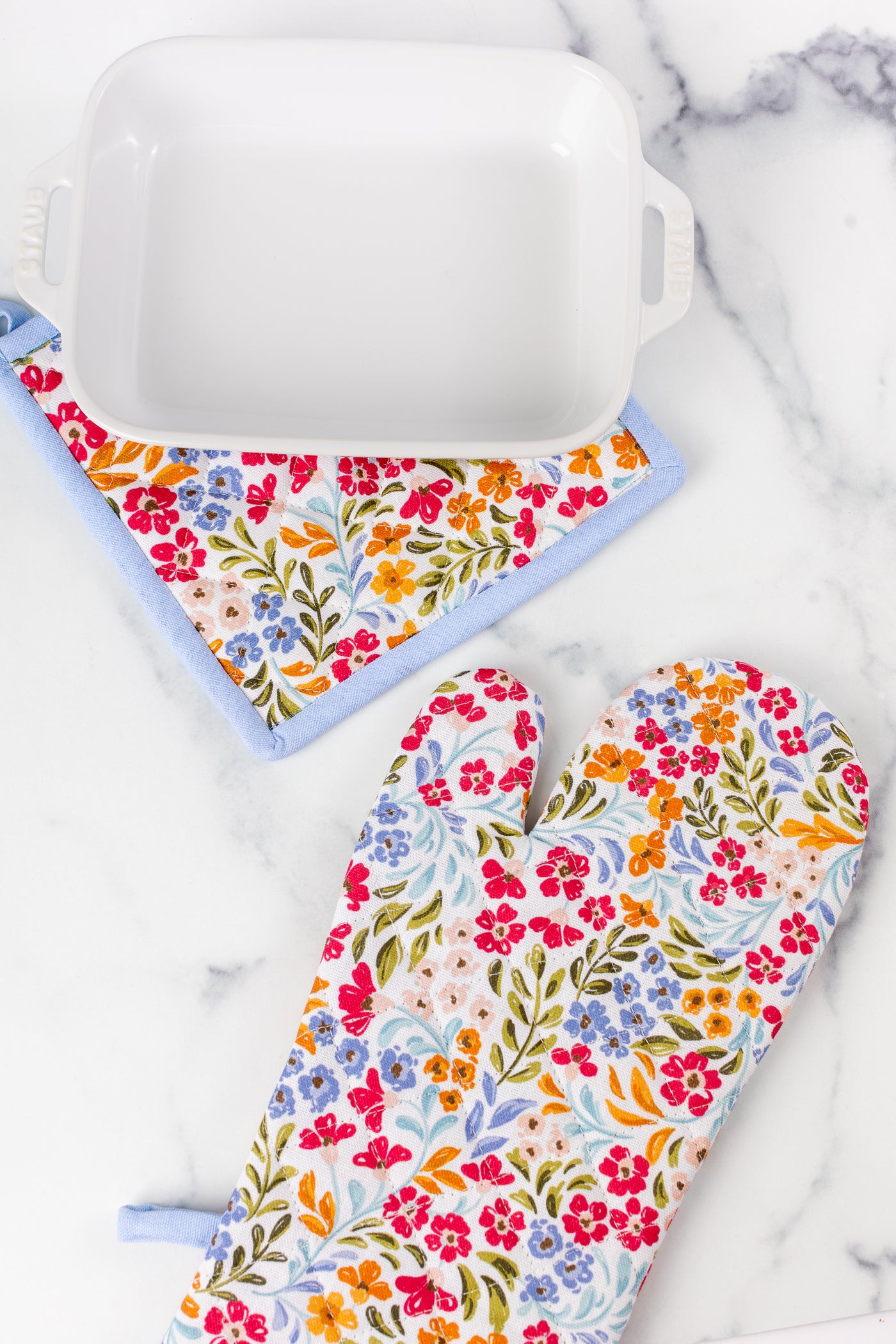 Oven Mitt + Pot Holder Set