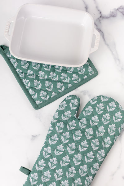 Oven Mitt + Pot Holder Set
