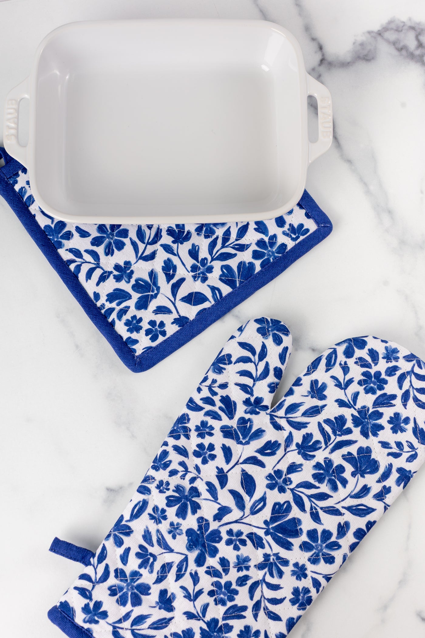 Oven Mitt + Pot Holder Set
