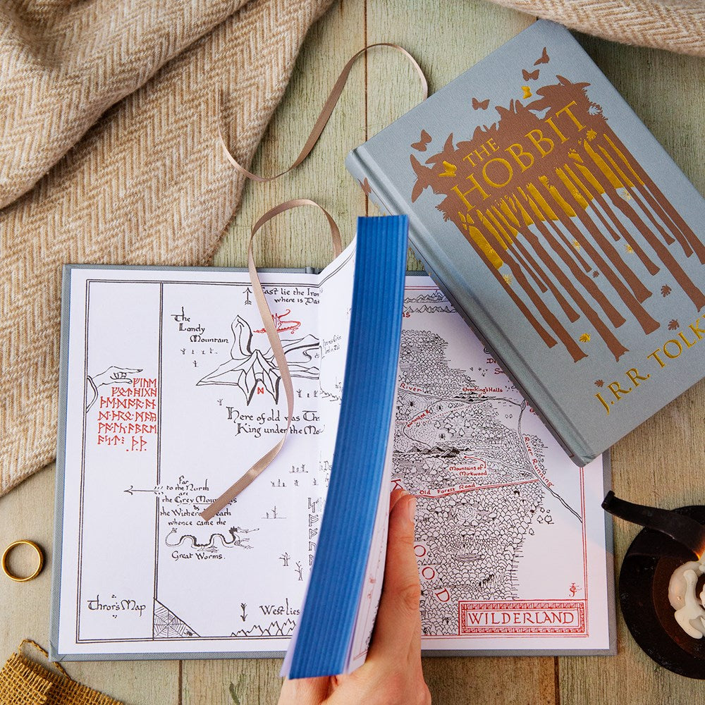 The Hobbit Collector's Edition: J. R. R. Tolkien
