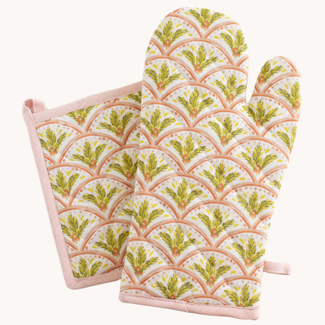 Oven Mitt + Pot Holder Set